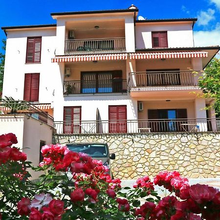 Apartments With A Parking Space Rabac, Labin - 7429 מראה חיצוני תמונה