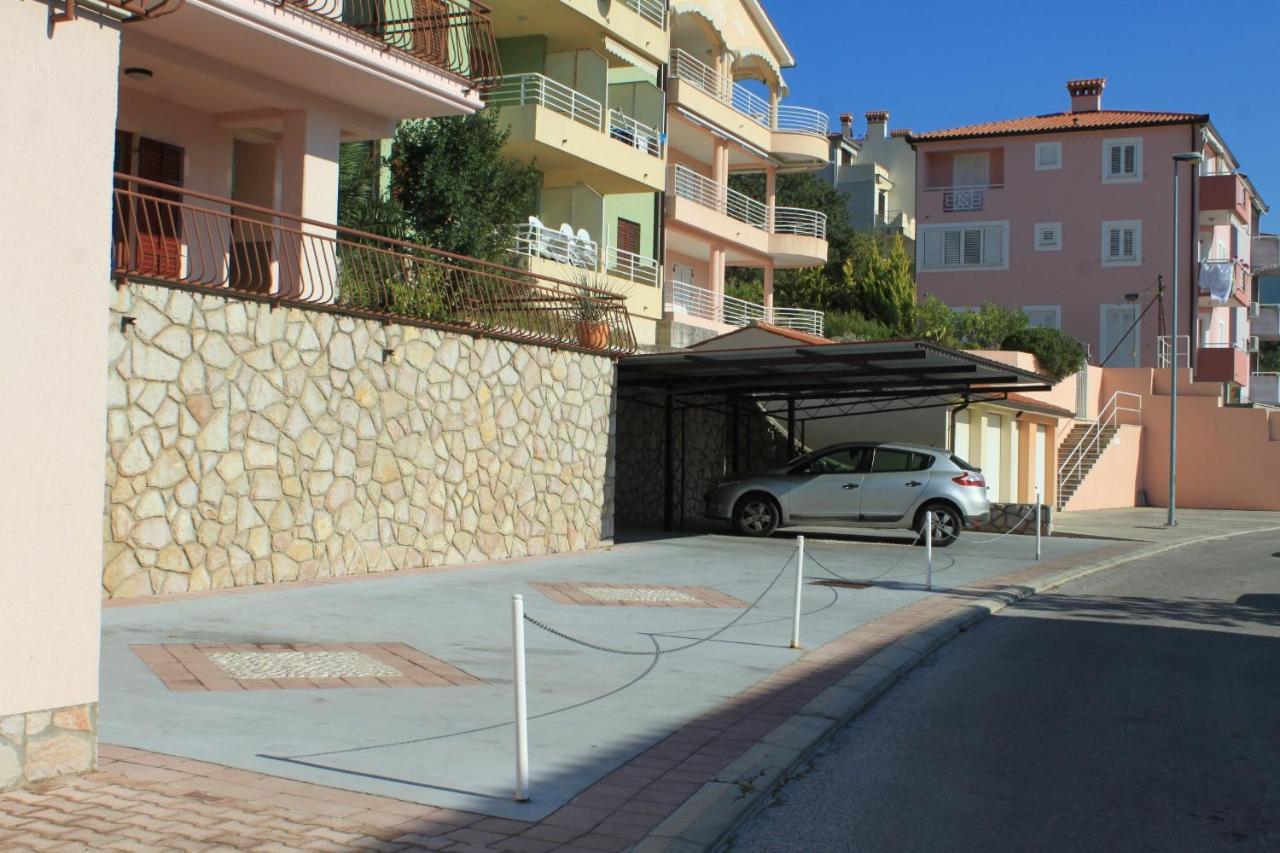 Apartments With A Parking Space Rabac, Labin - 7429 מראה חיצוני תמונה