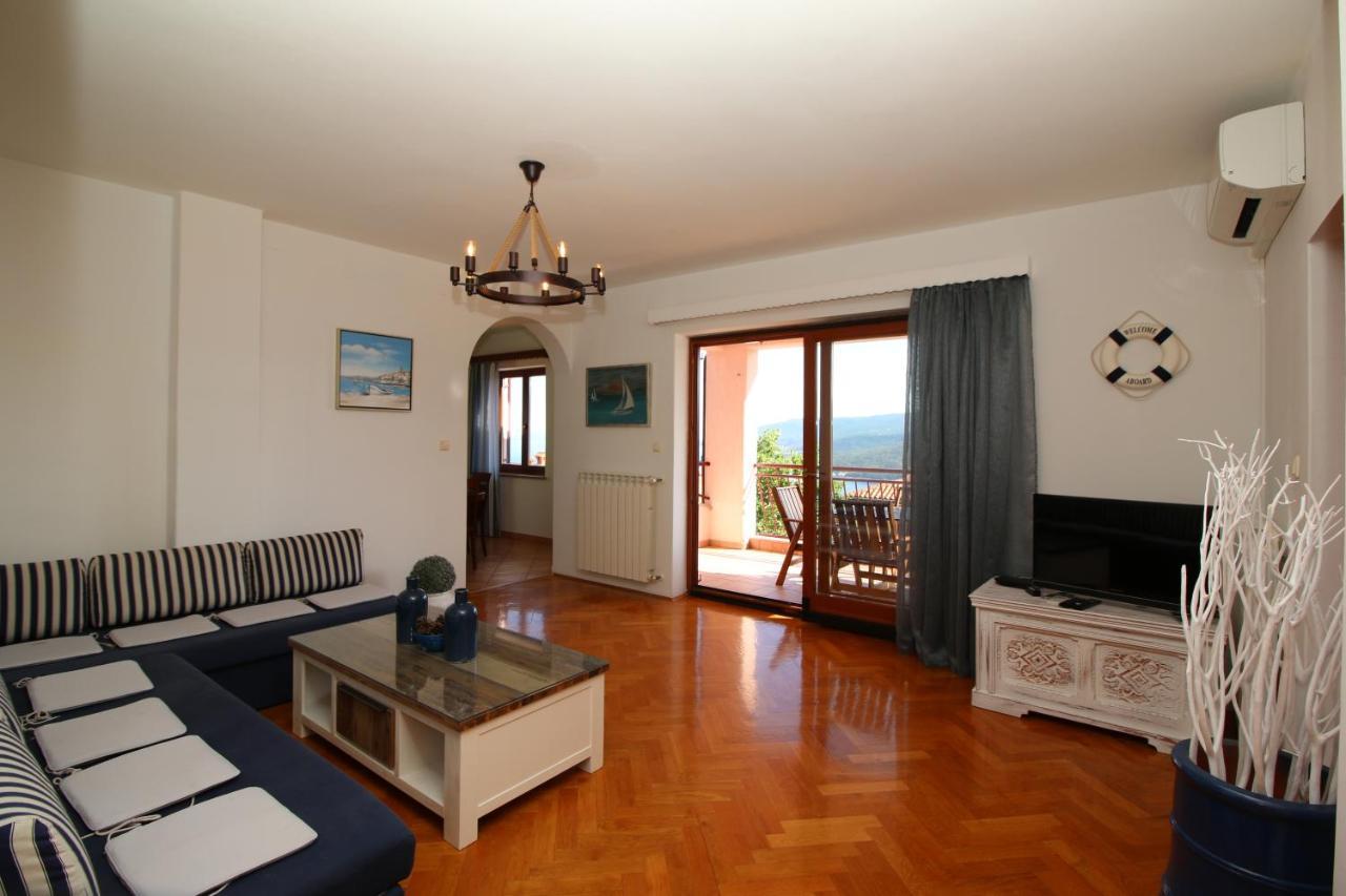 Apartments With A Parking Space Rabac, Labin - 7429 מראה חיצוני תמונה